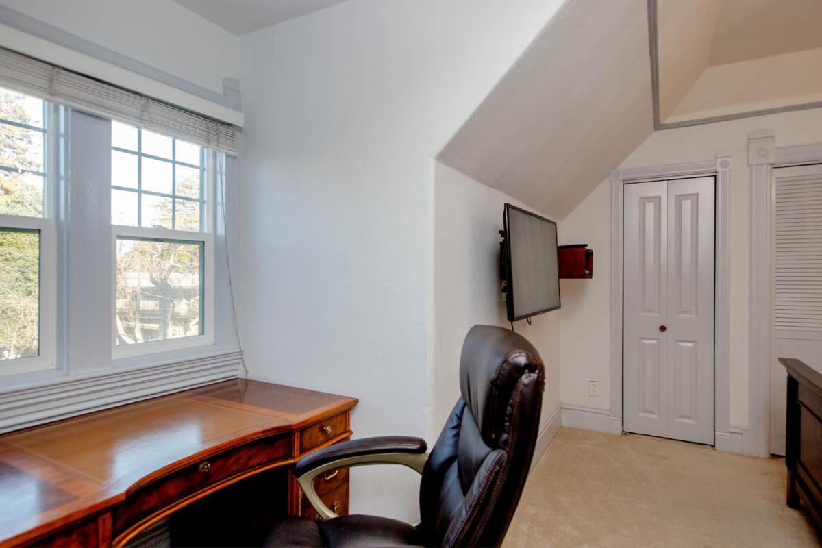 Alameda 3Br Unique Victorian Penthouse With Deck And Outdoor Furniture, Ac, 3 Blocks To Beach & Shopping Center & 2 Free Parking Spaces Extérieur photo